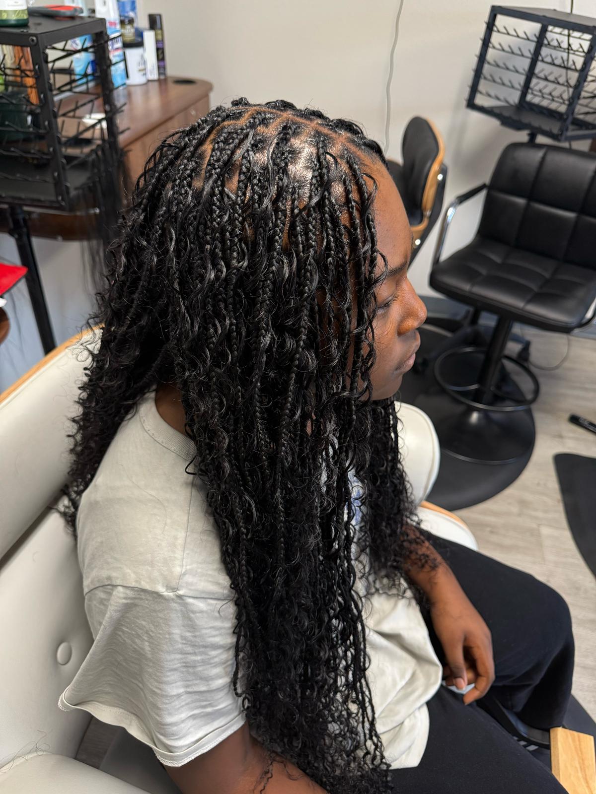 Boho Knotless Braids (BoB)